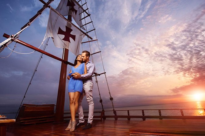 Romantic Experience Sunset Dinner Columbus in Cancun (2x1 price) - Getting to Marina Aquatours and What to Wear