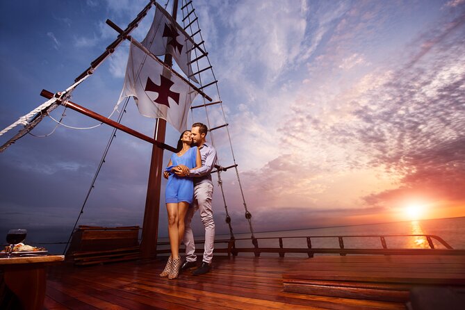 Romantic Sunset Dinner Cruise in Cancun with Open Bar - 3-Course Lobster or Steak Dinner Plus Open Bar