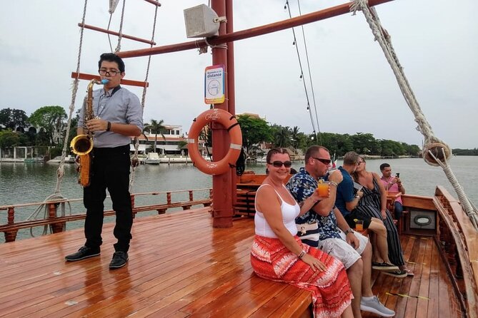 Romantic Sunset Dinner Cruising Experience - Timing, Weather, and Group Vibe: The Things to Watch
