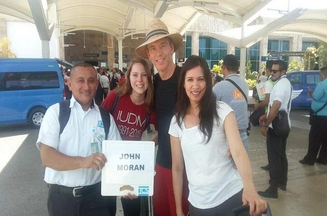 Round private transfer Airport- Akumal - Airport. - Price and Value: How $220 per Group Works