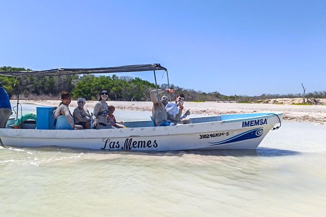 Safari in Rio Lagartos, Coloradas and Mayan Bath - Playa Las Coloradas: rinse off on a virgin beach