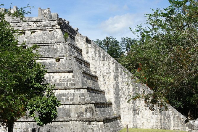Semi-Private Chichen Itza, Cenote Ik Kil and Valladolid Tour - The cenote swim: Ik Kil or a crowd plan, and what you get either way