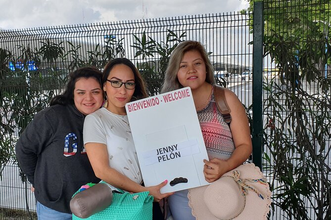 Shared Transportation to Cancun Airport from the Cancun Hotel Strip - Price and inclusions: what $15 per person really buys
