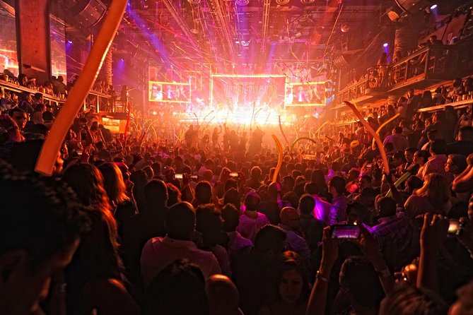 Skip the line: Cancun Coco Bongo Gold Member Entrance Ticket - Drinks from 10 PM to 3 AM: The Value, and How to Use It Smartly