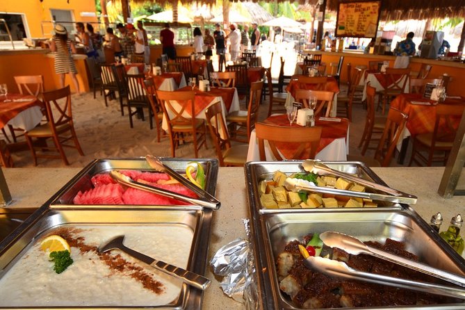Special offer COMBO 2x1 (Tour to Isla Mujeres and Chichén Itzá ) for 1 price! - Cenote Noolha by Chichikan: swim in a natural pool plus buffet meal