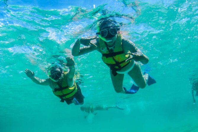 Speedboat Excursion: Thrilling Drive & Snorkel in Cancun Lagoon! - Group Size, Atmosphere, and Why That Matters