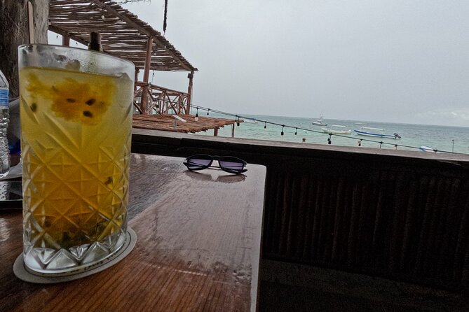 Taco tour in Puerto Morelos - Carlos and the guide vibe: The human factor behind the rating