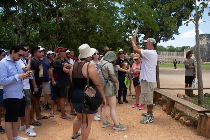 The best tour in Chichén Itzá, Valladolid and Cenote - Lunch buffet, tequila, and chocolate tasting, plus the food reality check
