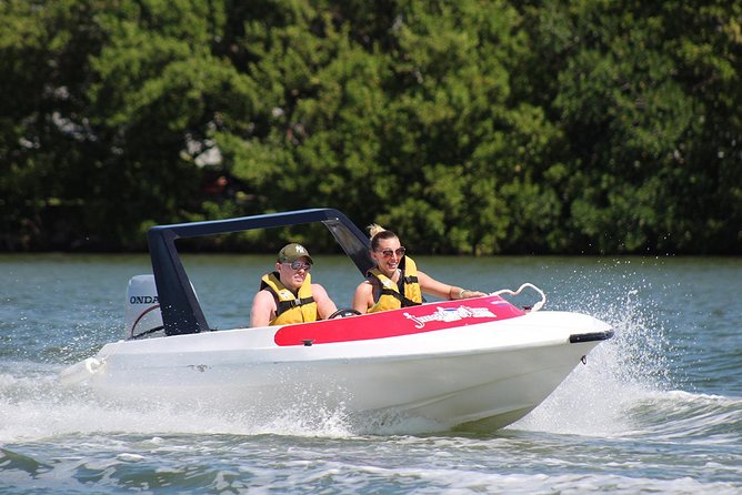 The most Intrepid Speedboat Adventure in Cancun Snorkel included - Laguna Nichupté: Driving the Mangrove Jungle Maze