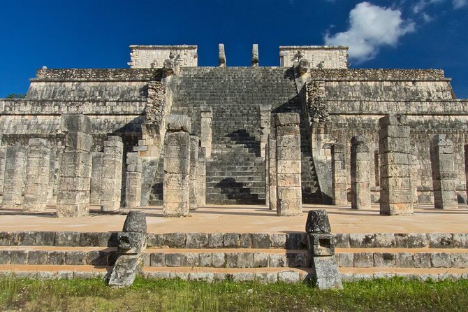 Tour to Chichen Itza-Tickets, food and cenote - Chichen Itza guidance, tickets, and how to get more from the 2-hour visit