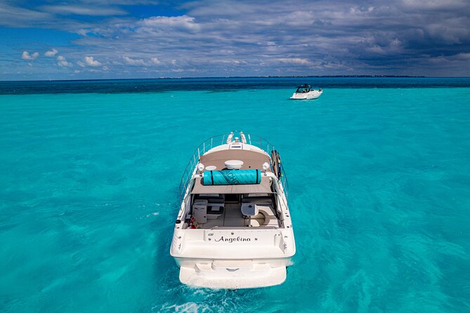 Tour to Isla Mujeres on Premium Yachts from Cancun - Price and value: $990 per group up to 12