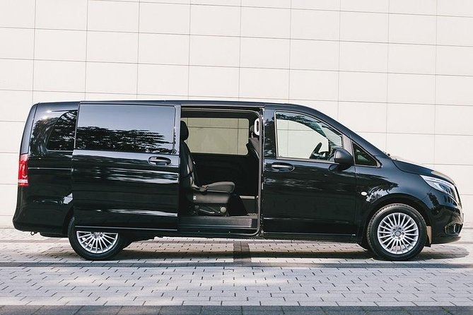 Transfer in Luxury Mercedes Benz Minivan - Price and Value: When $95 Per Group Makes Sense