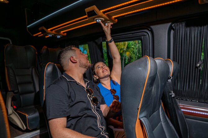 Transporte Privado del aeropuerto de Cancún a Cancún o Riviera - Who This Transfer Fits Best (and Who Might Want Options)
