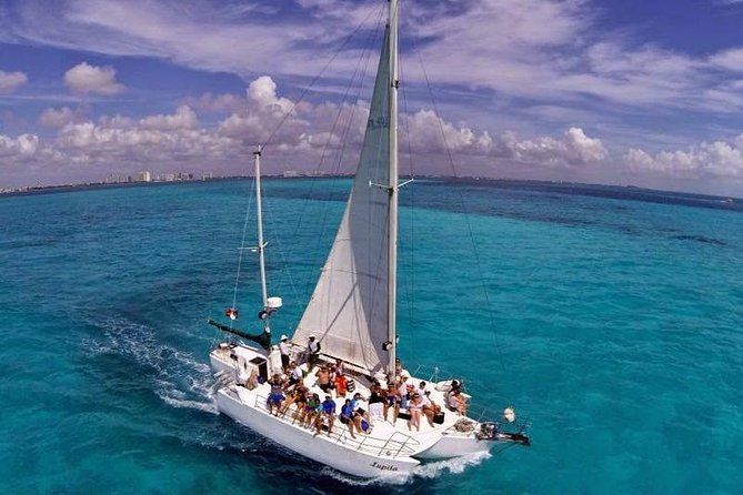 Trimaran La Lupita,Sail Away to Isla Mujeres from Cancun - The Isla Mujeres Piece: Walking Time Plus Beach and Shopping