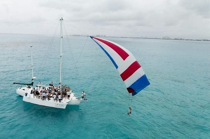 Trimaran La Lupita,Sail Away to Isla Mujeres from Cancun - Getting the Reef Time Right: Snorkeling at El Farito or Manchones