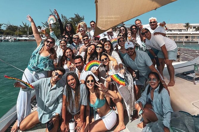 Trip to Isla Mujeres by Catamaran, with snorkeling and drinks - A 7.5-hour sea day between Cancun and Isla Mujeres