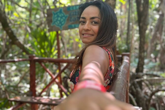 Tulum and Cenotes Tour Casa Tortuga plus Mother Nature Sculpture - Stop 4: Playa del Carmen’s Quinta Avenida for a last-hour buzz