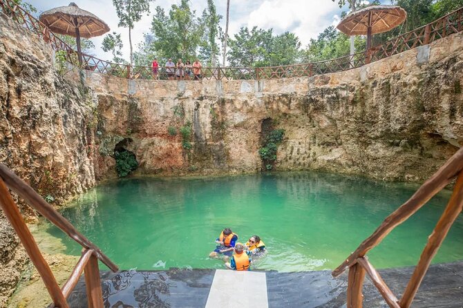 Tulum, Coba, Cenote Kuxtal and Playa Del Carmen! Deluxe 4x1 Tour - Food and drinks: buffet lunch plus box lunch to keep you steady