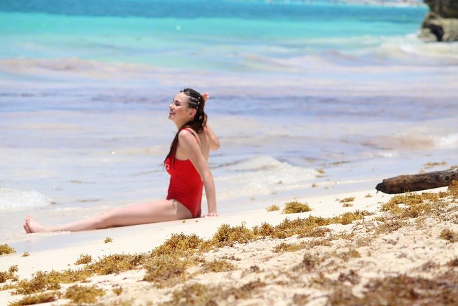 Tulum Mayan Ruins Express - The free hour at Tulum: photos, beach time, and crafts