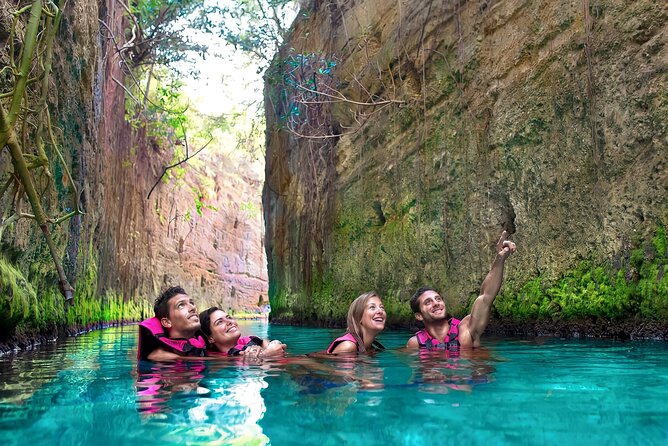 Xcaret Park Plus Tour! Nature, Culture and Nightshow from Cancun - Lunch included: why that small detail matters in a big park