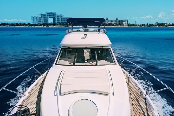 Yacht Meridian 40FT Best Private Rental in Cancun - Crew and On-Board Feel: Friendly Service, Mixed Comfort Notes