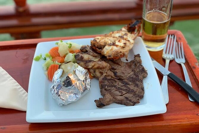 Your Romantic Dinner in Cancun, includes national open bar and live music - Spanish galleon dinner, Cancun style: what the experience is really about